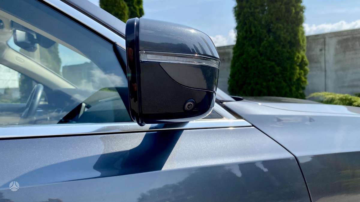 BMW 320, 2.0 l., Седан