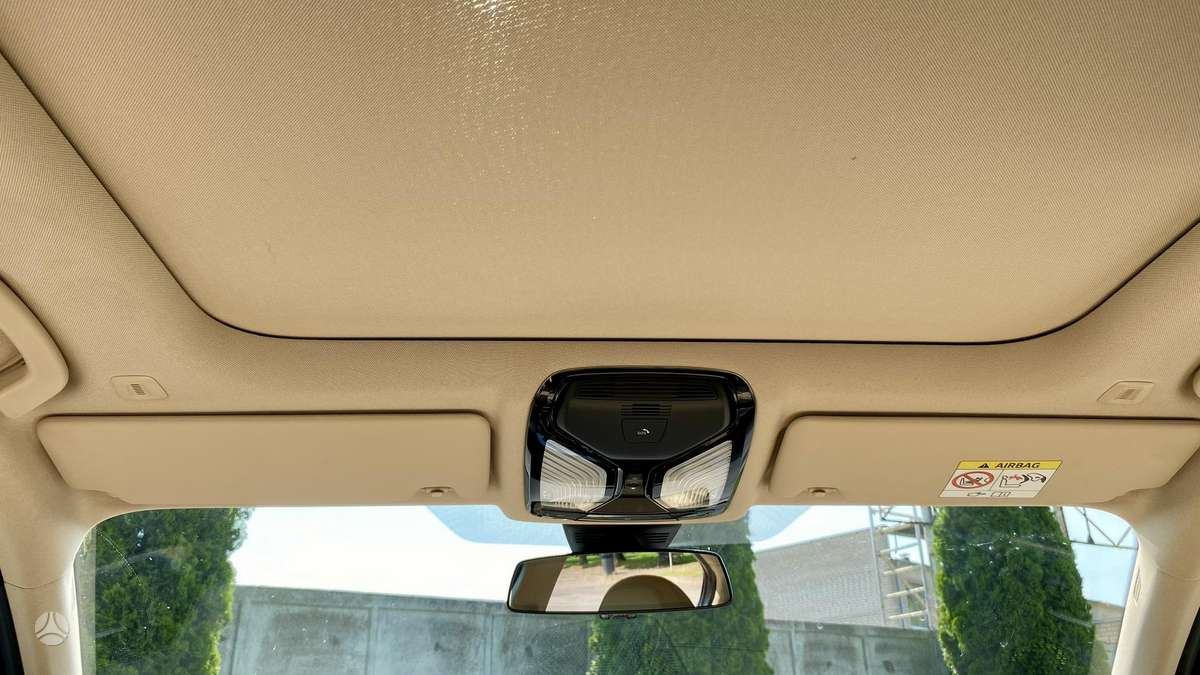BMW 320, 2.0 l., Седан