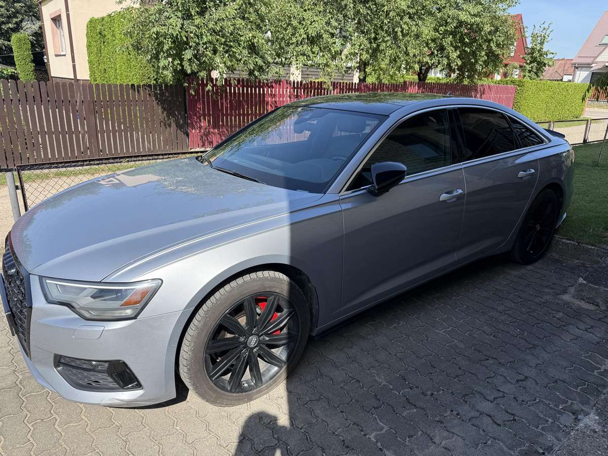 Audi A6, 2.0 l., Седан