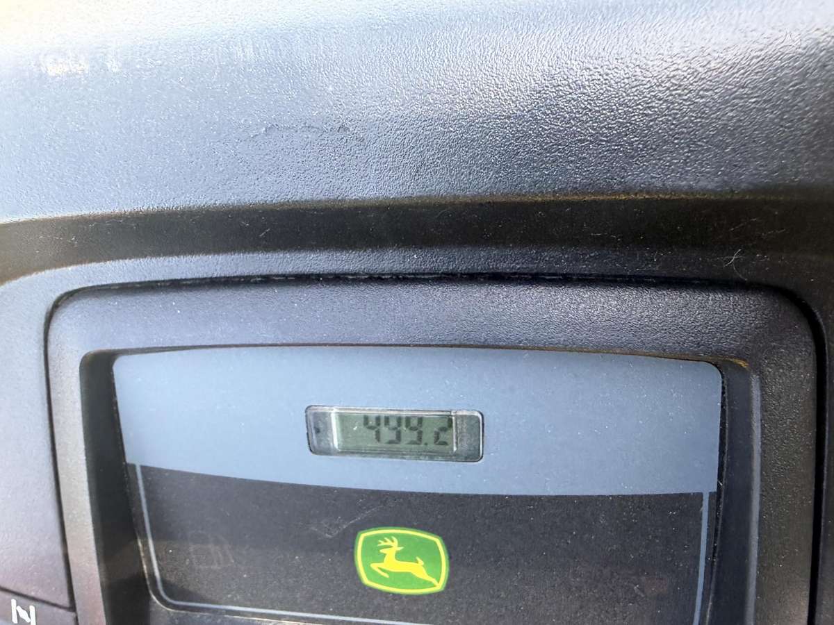 John Deere X320, садовые тракторы