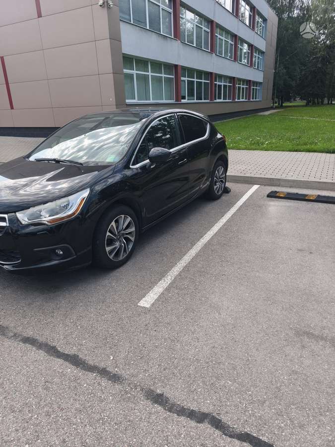 Citroen DS4, 1.6 l., Хэтчбек