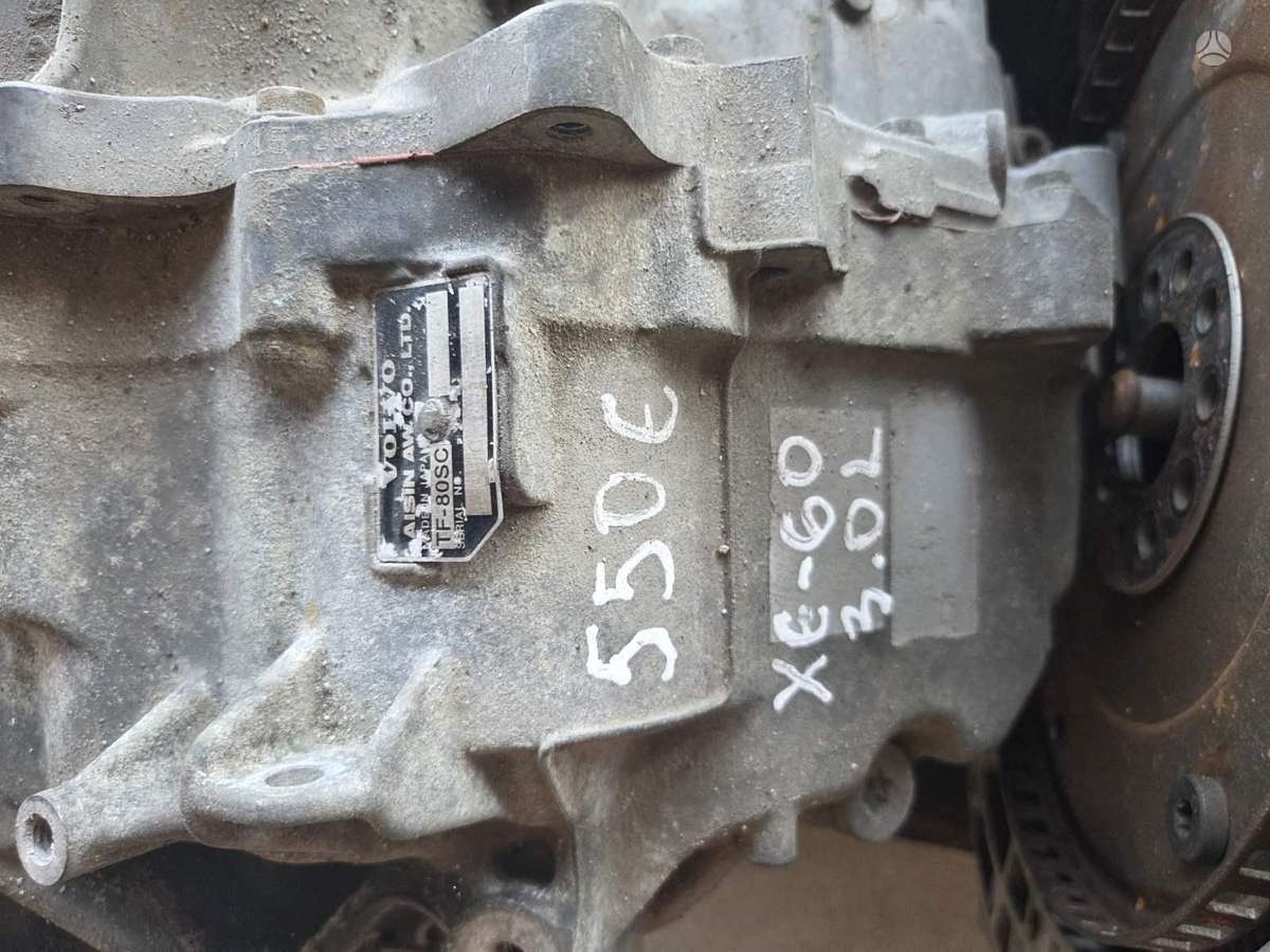 Volvo XC60 dalimis