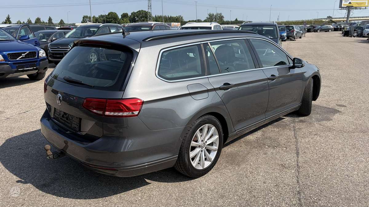 Volkswagen Passat, 2.0 l., Универсал