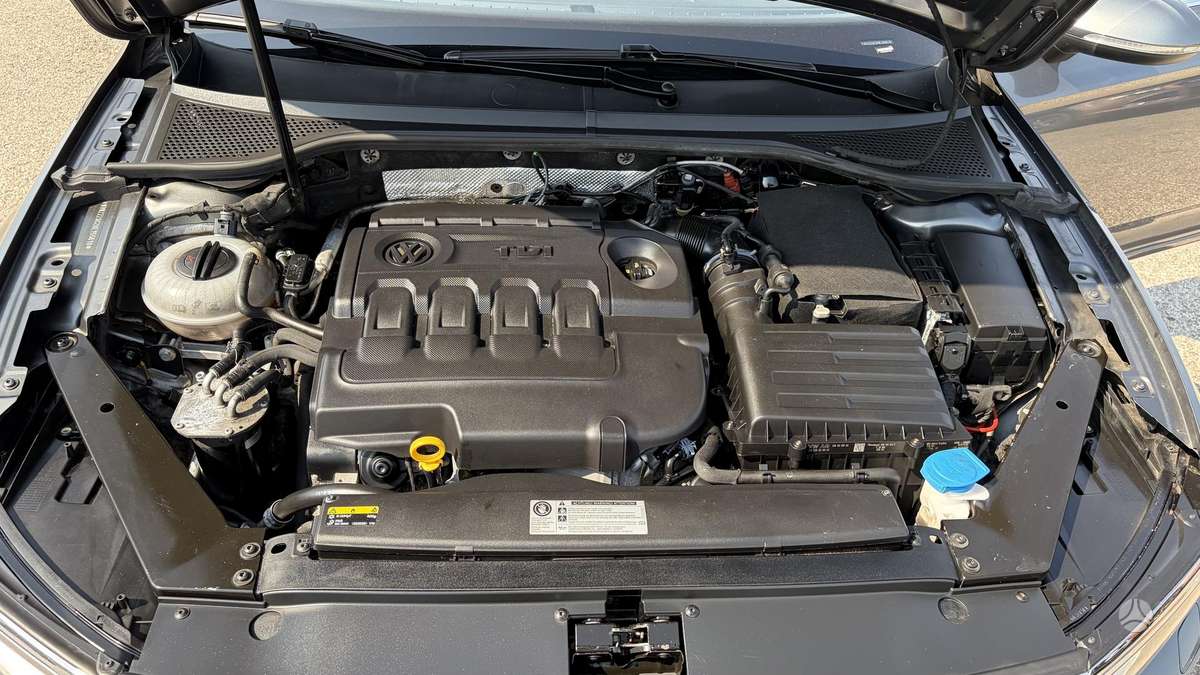 Volkswagen Passat, 2.0 l., Универсал