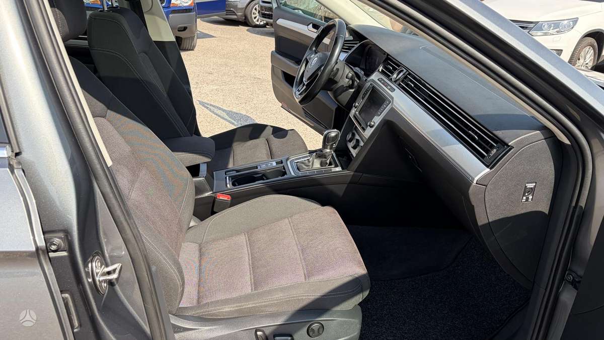 Volkswagen Passat, 2.0 l., Универсал