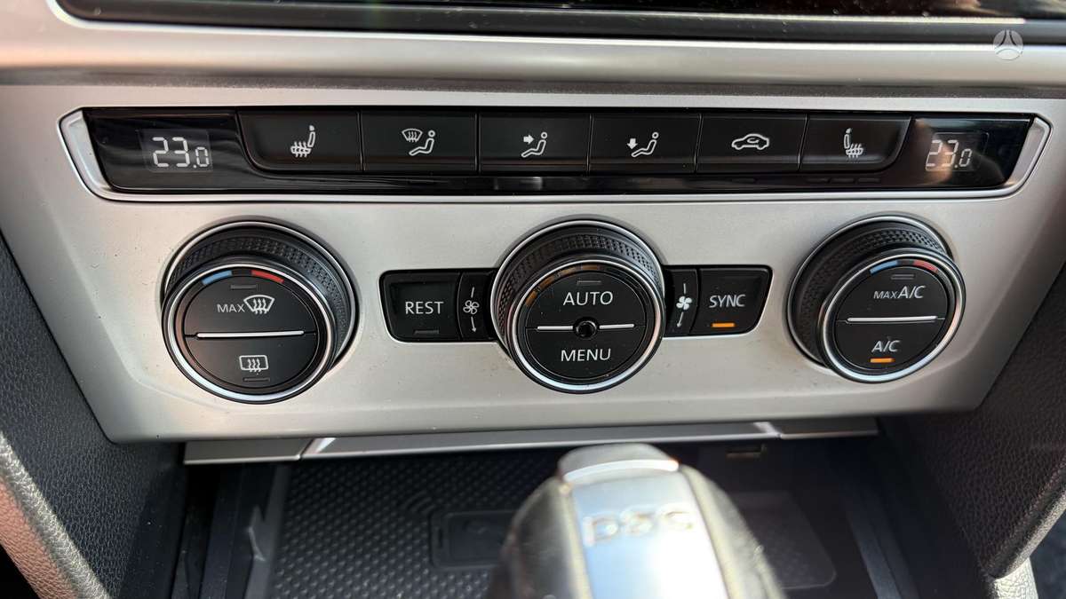 Volkswagen Passat, 2.0 l., Универсал