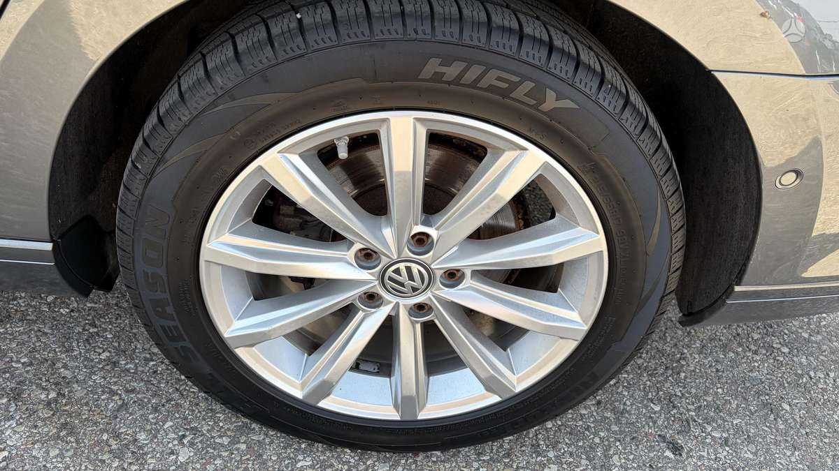 Volkswagen Passat, 2.0 l., Универсал