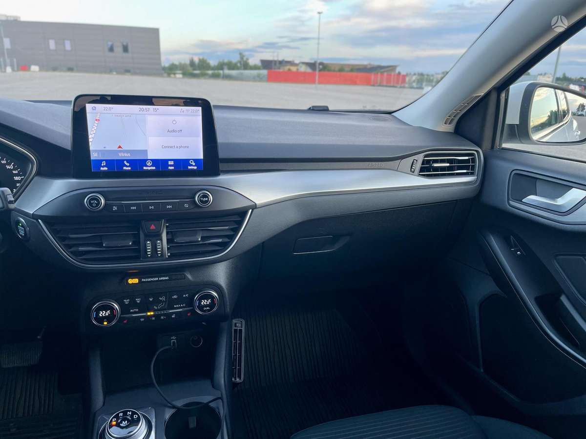 Ford Focus, 1.0 l., hatchback