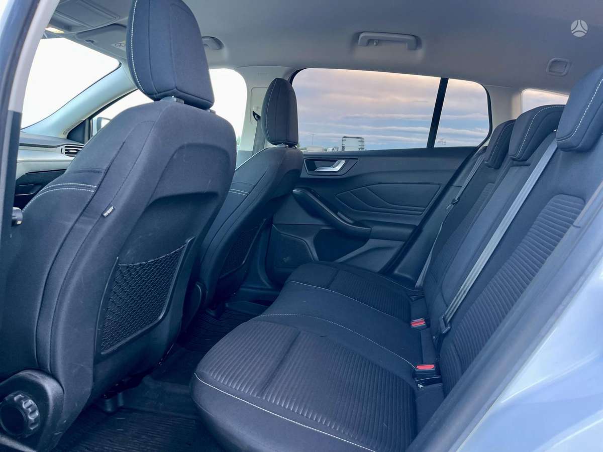 Ford Focus, 1.0 l., hatchback