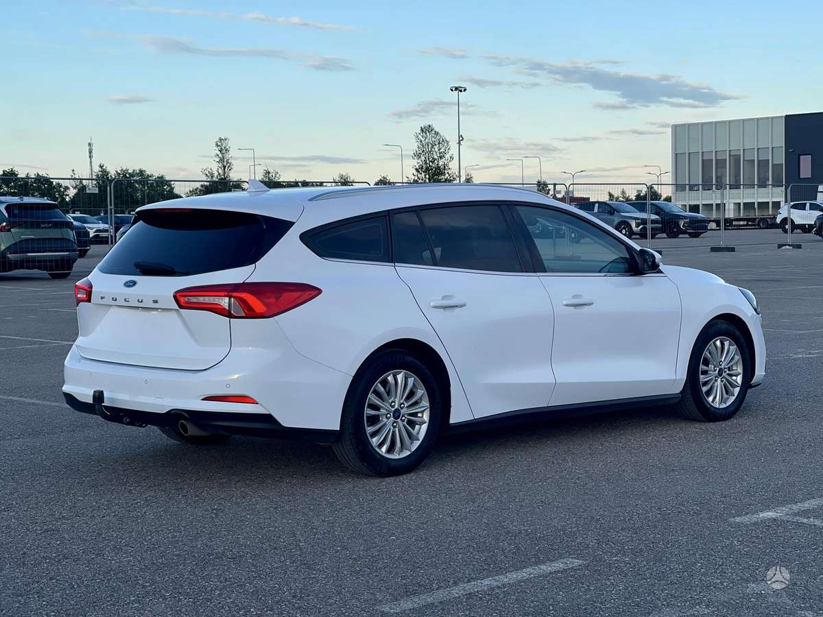Ford Focus, 1.0 l., hatchback