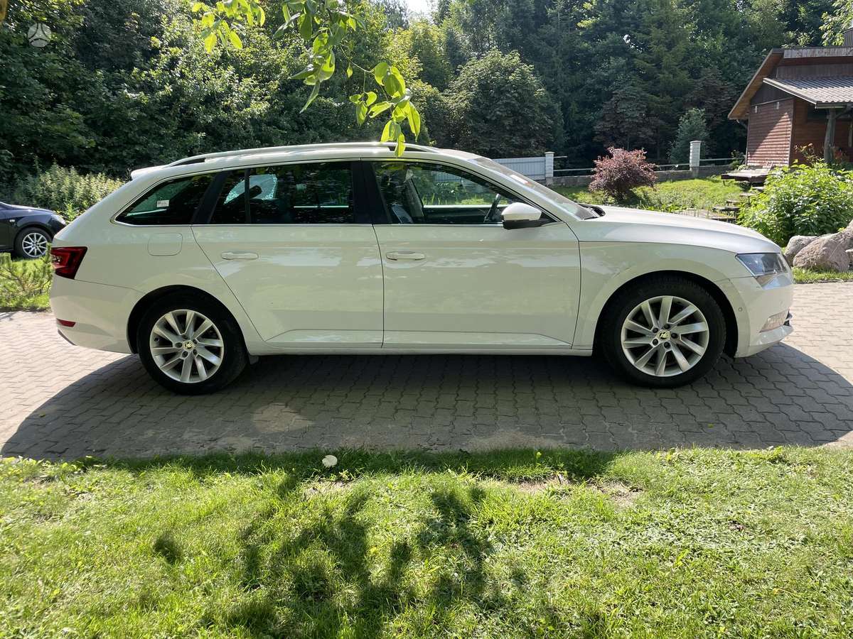 Skoda Superb, 1.8 l., Универсал