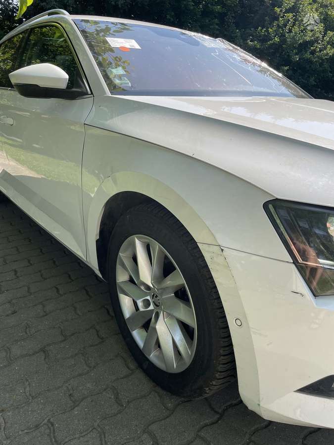 Skoda Superb, 1.8 l., Универсал