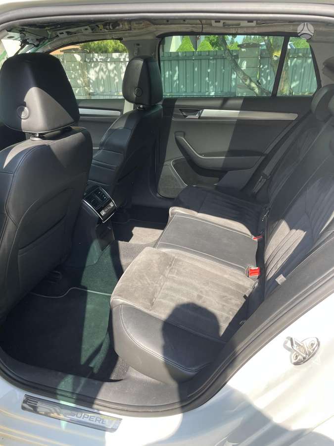 Skoda Superb, 1.8 l., Универсал
