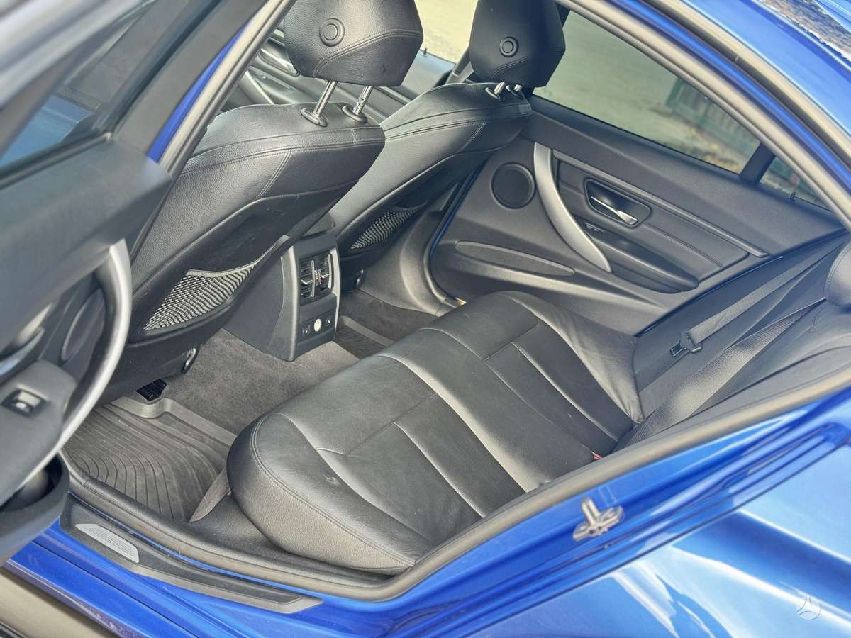 BMW 328, 2.0 l., Седан