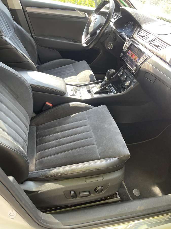 Skoda Superb, 1.8 l., Универсал