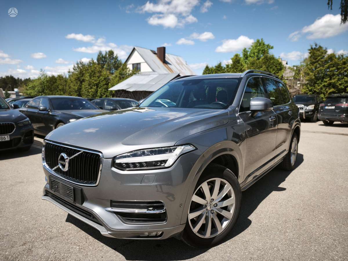 Volvo XC90 - 1