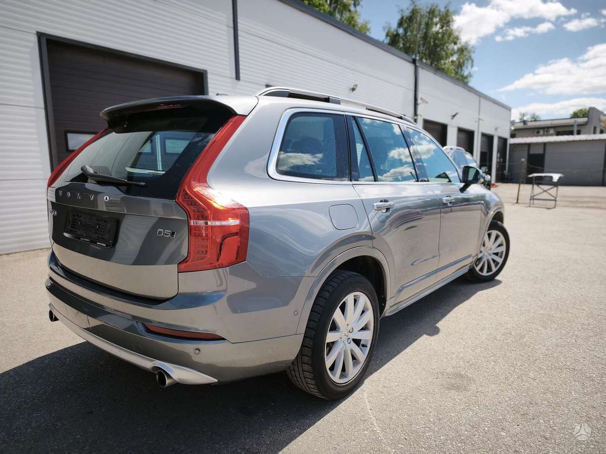 Volvo XC90 - 3