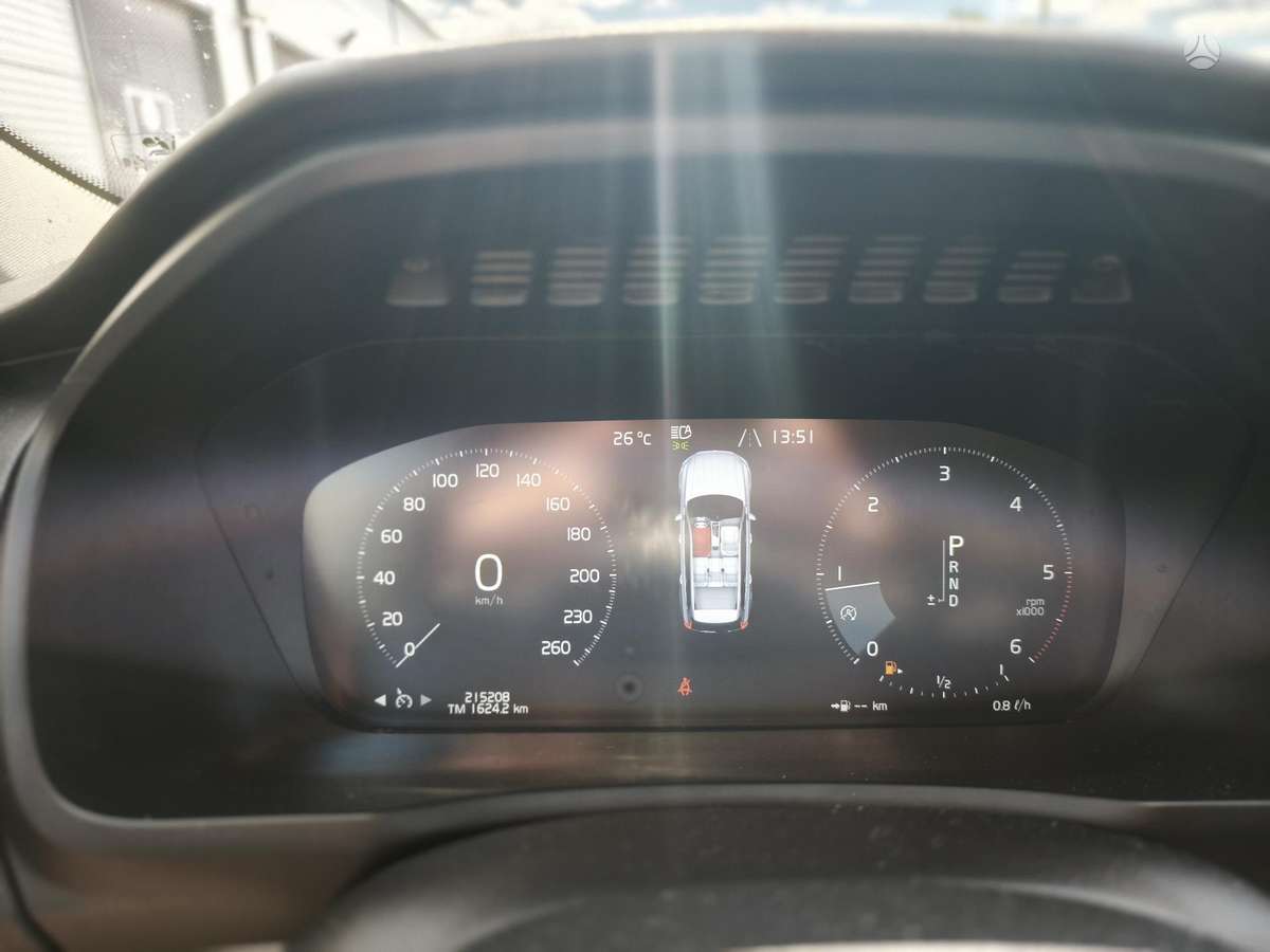 Volvo XC90 - 9