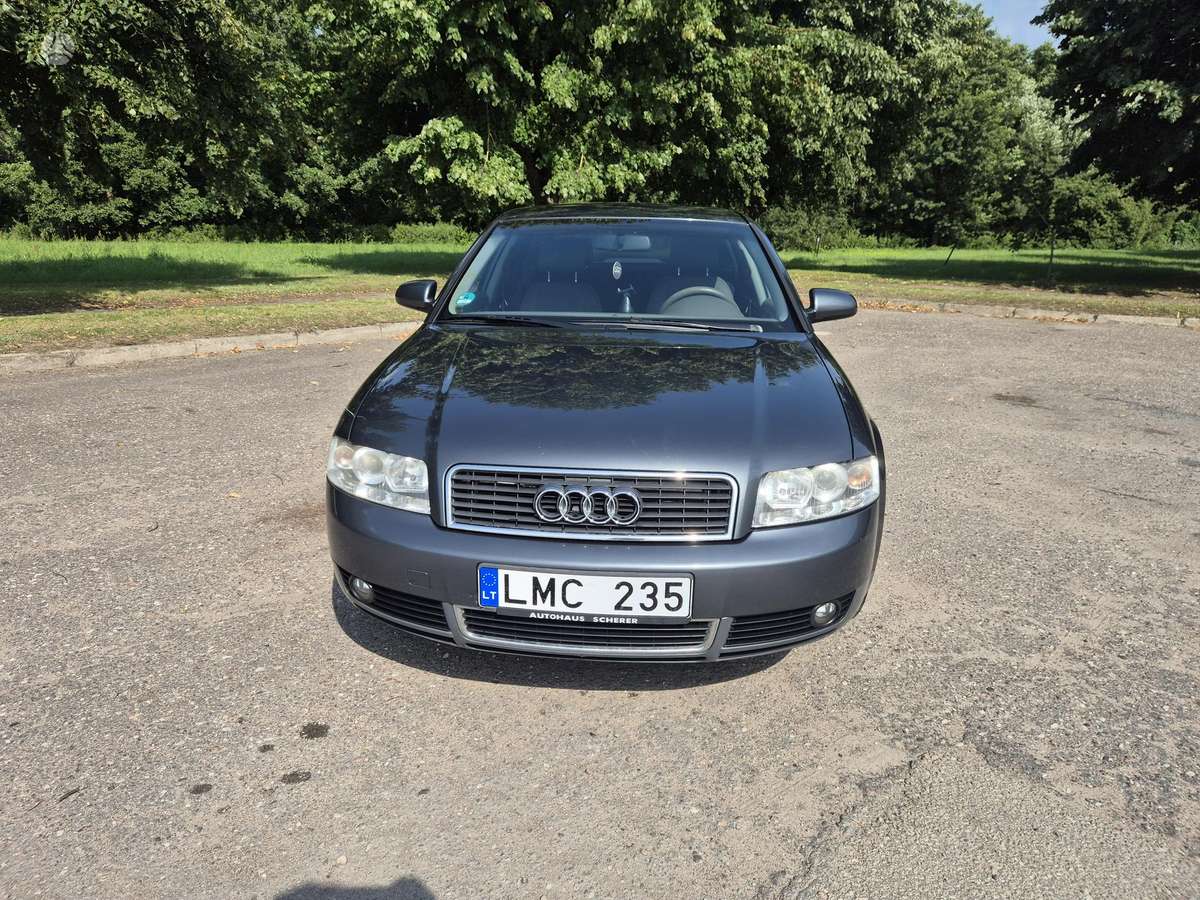 Audi A4, 2.0 l., saloon / sedan
