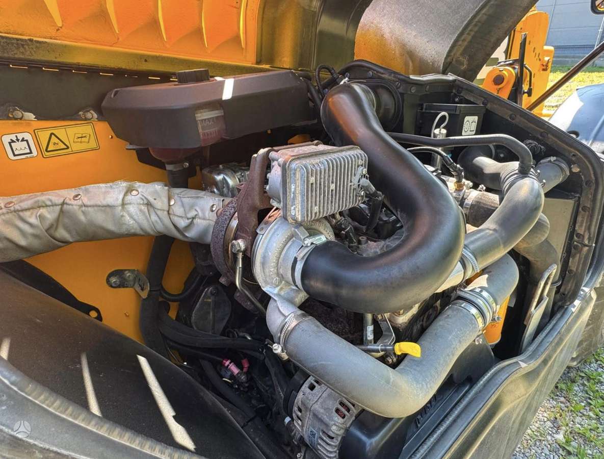 JCB 540-170, forklifts