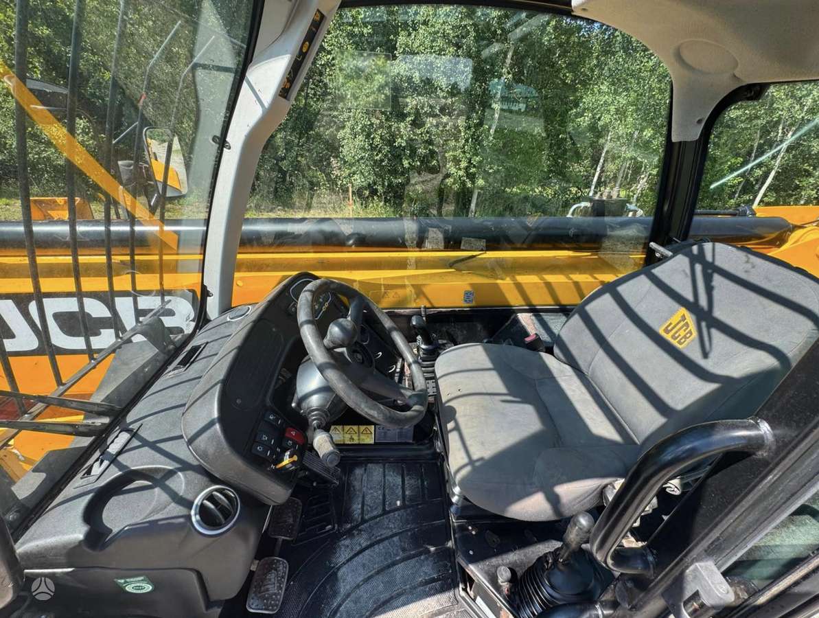 JCB 540-170, forklifts
