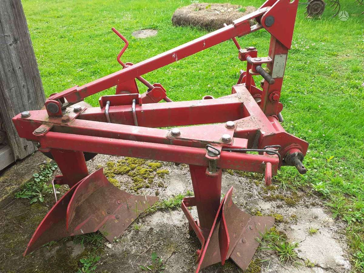 Akpil 2, ploughs
