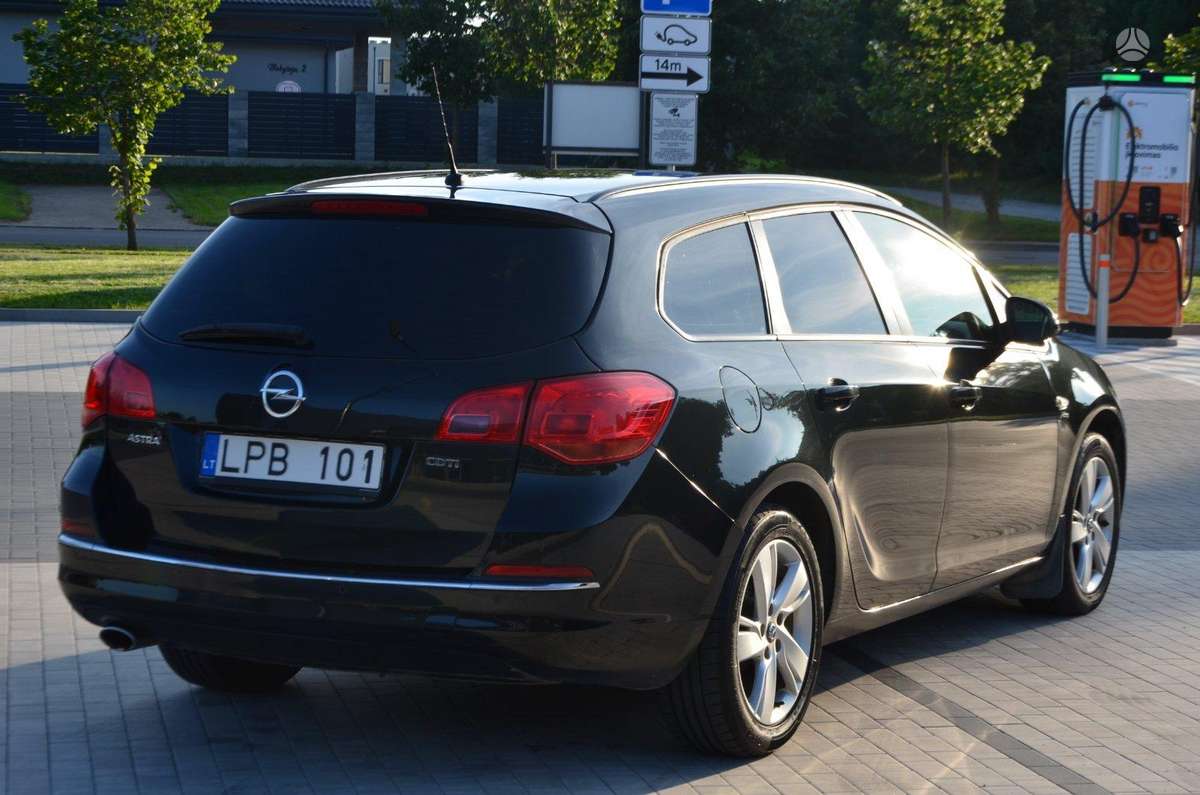 Opel Astra, 2.0 l., Универсал