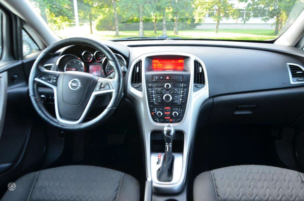 Opel Astra, 2.0 l., Универсал