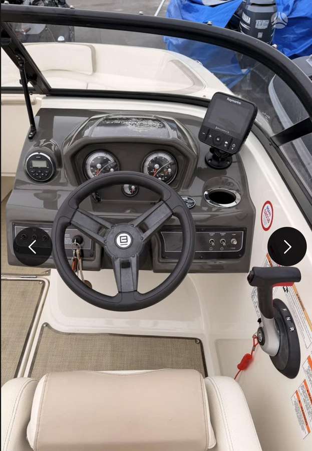 Bayliner VR5, яхты / катера