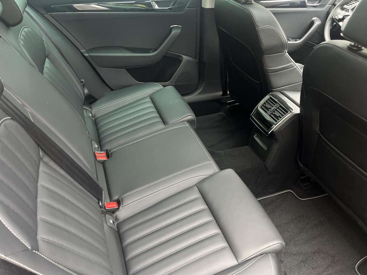 Skoda Superb, 2.0 l., Универсал