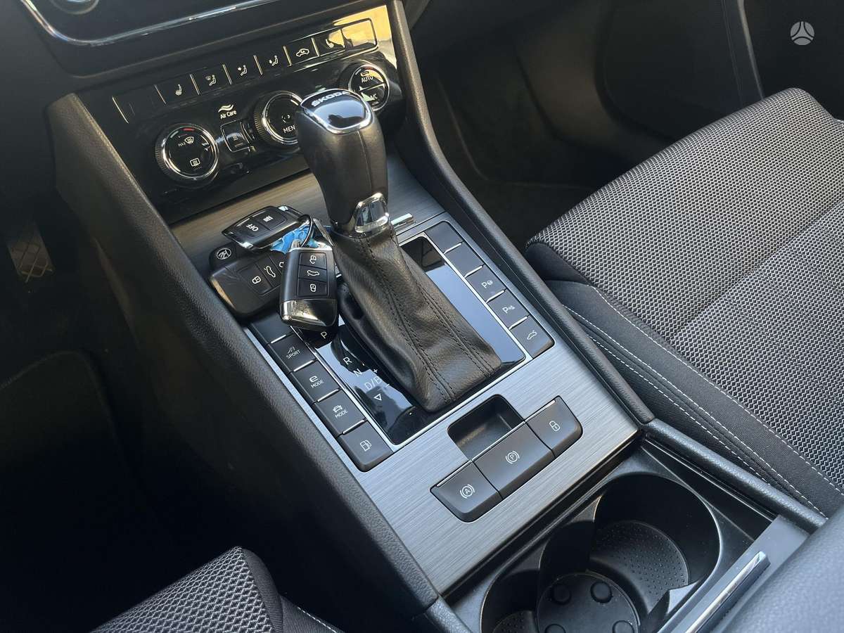 Skoda Superb, Универсал