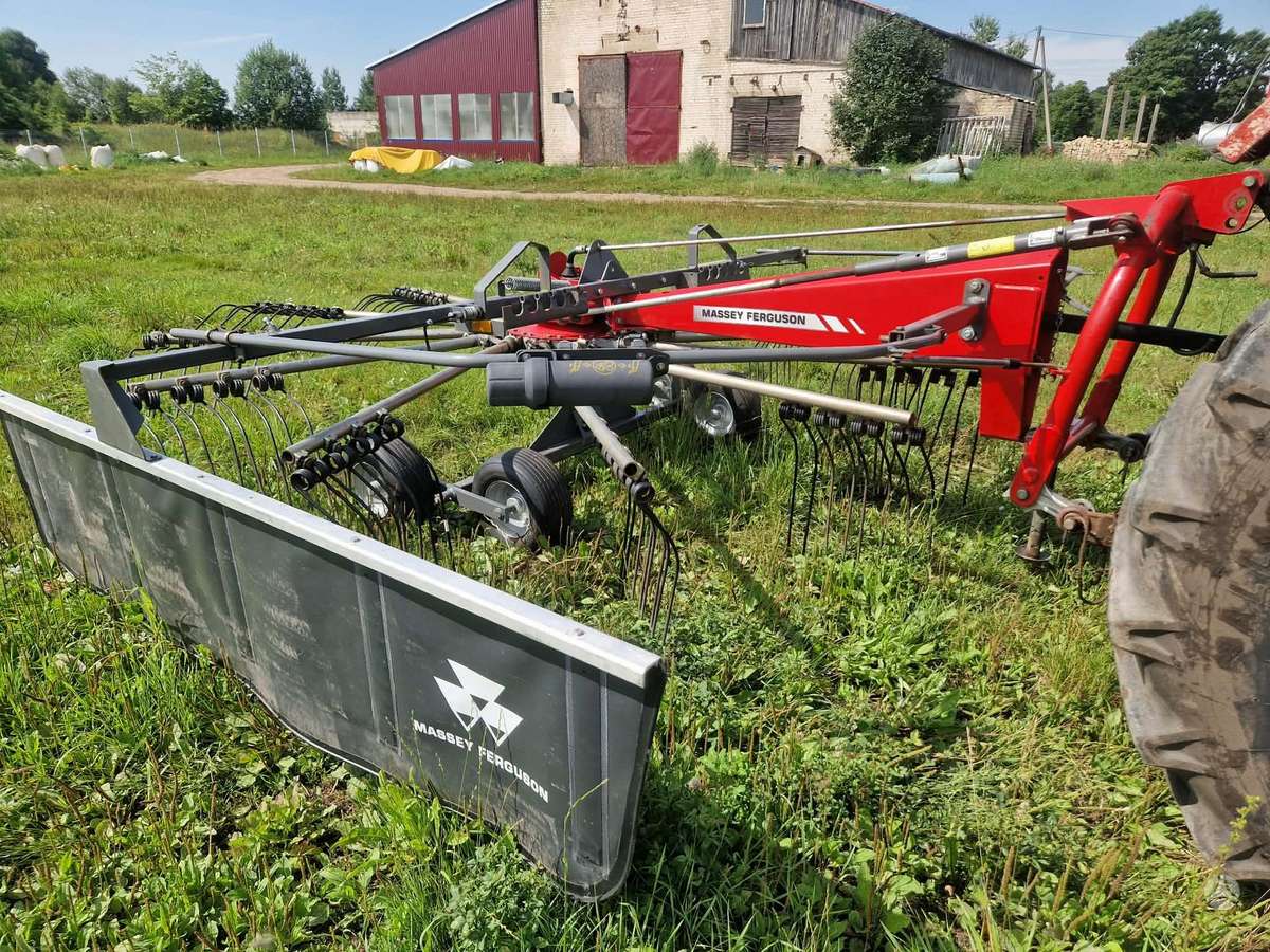 Massey Ferguson MF RK 451 DN, grėbliai