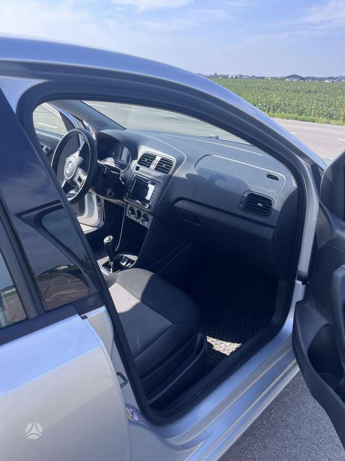Volkswagen Polo - 4