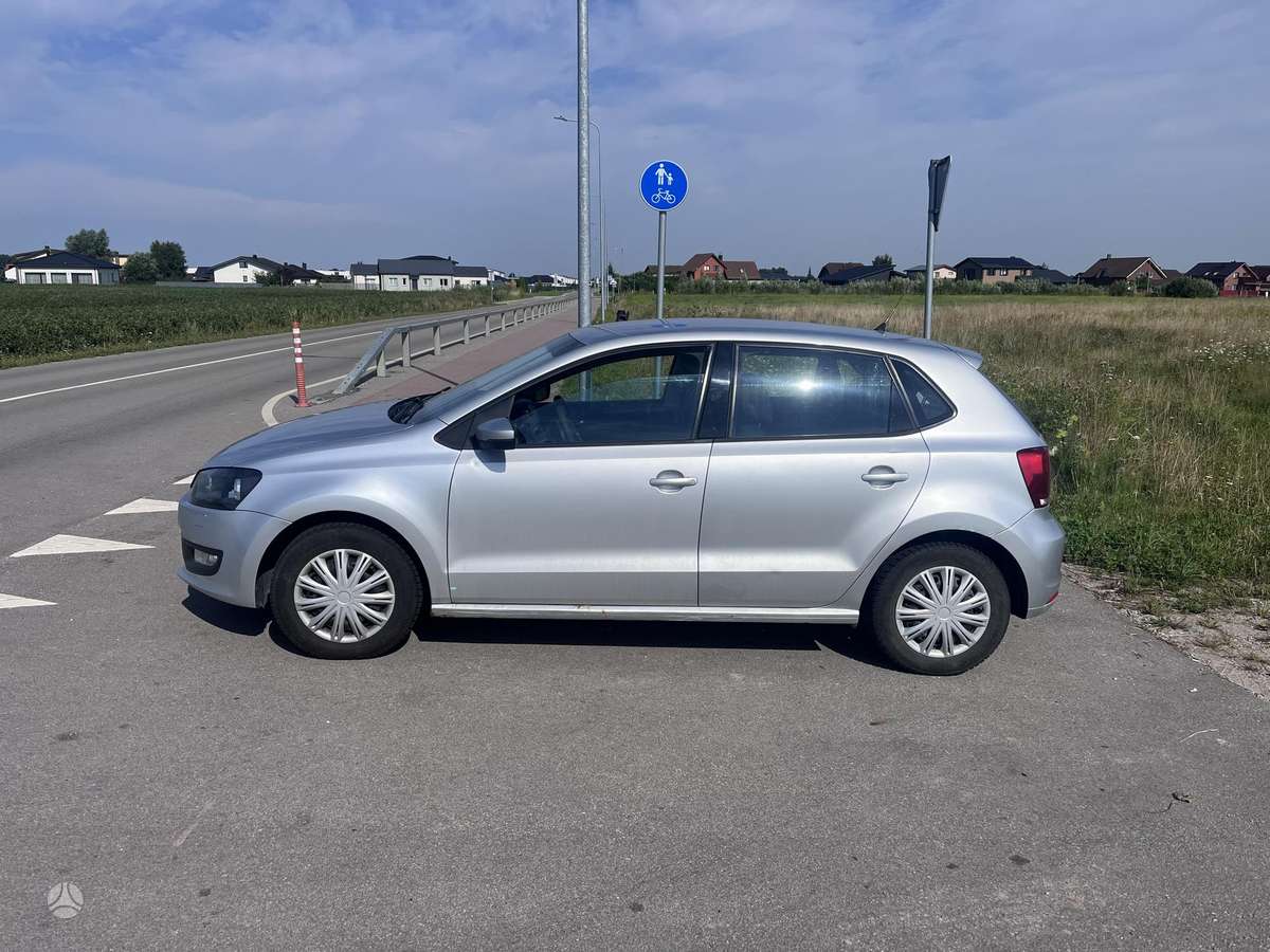 Volkswagen Polo - 5