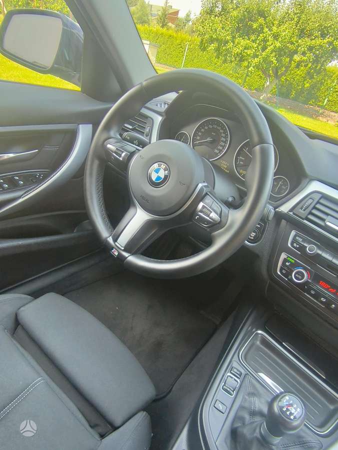 BMW 320, 2.0 l., wagon