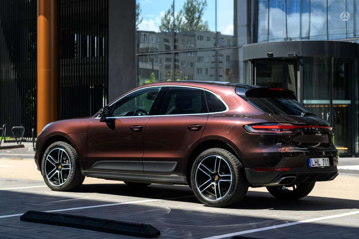 Porsche Macan - 3
