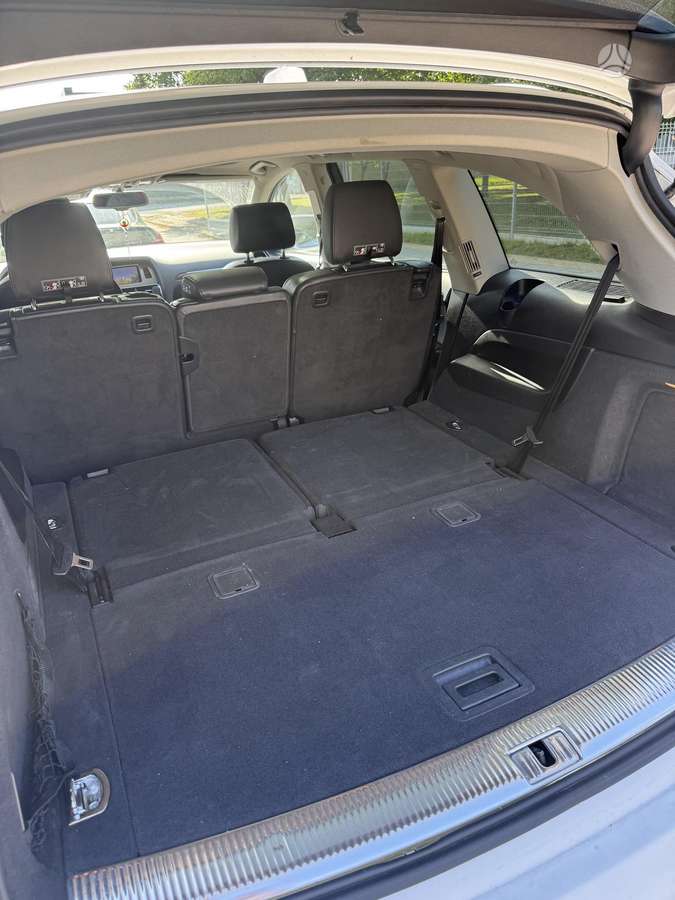 Audi Q7, 3.0 l., off-road / crossover