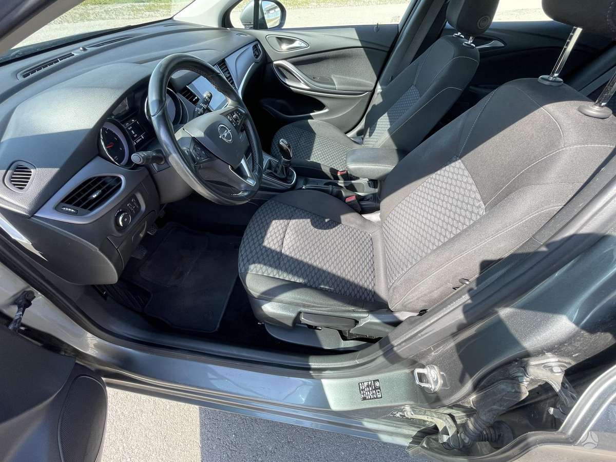 Opel Astra, 1.6 l., hatchback