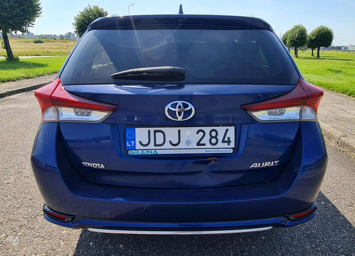 Toyota Auris - 5