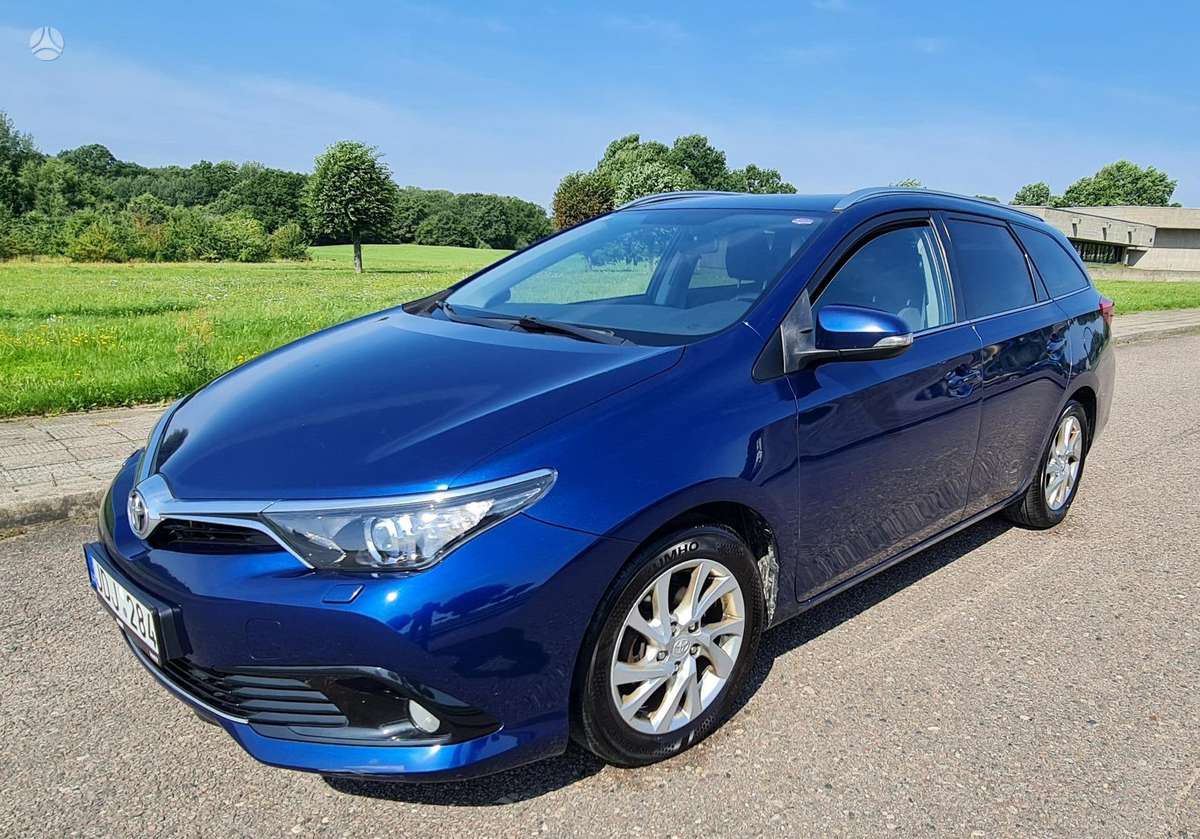 Toyota Auris - 2