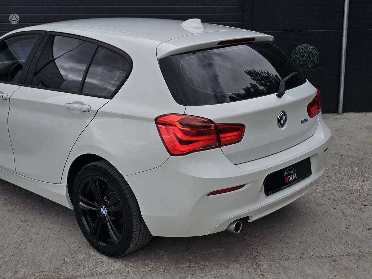 BMW 118, 2.0 l., Хэтчбек