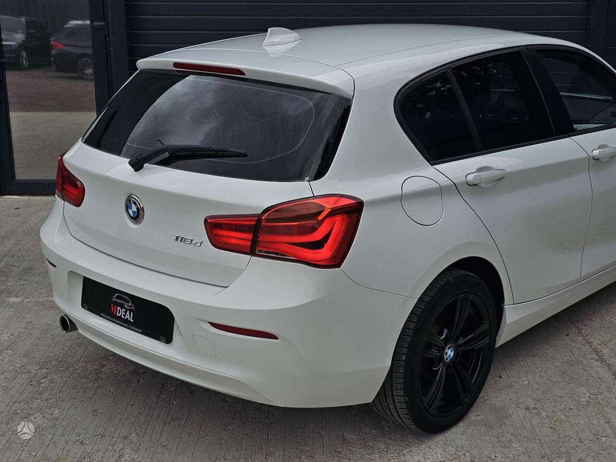 BMW 118, 2.0 l., Хэтчбек