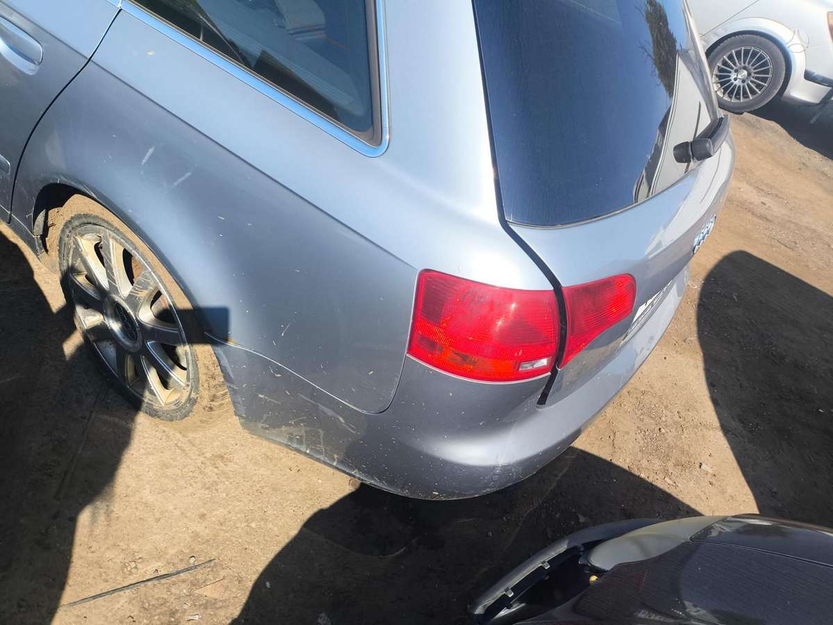 Audi A4 по частям