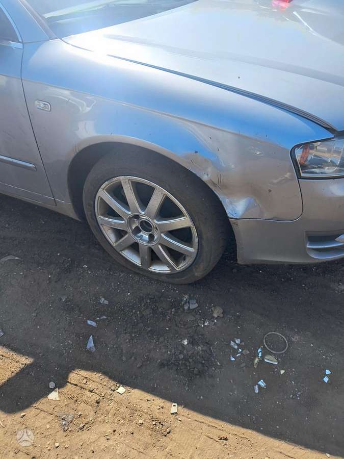 Audi A4 dalimis
