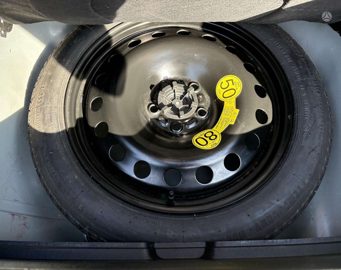 Volvo S80, 2.4 l., Седан