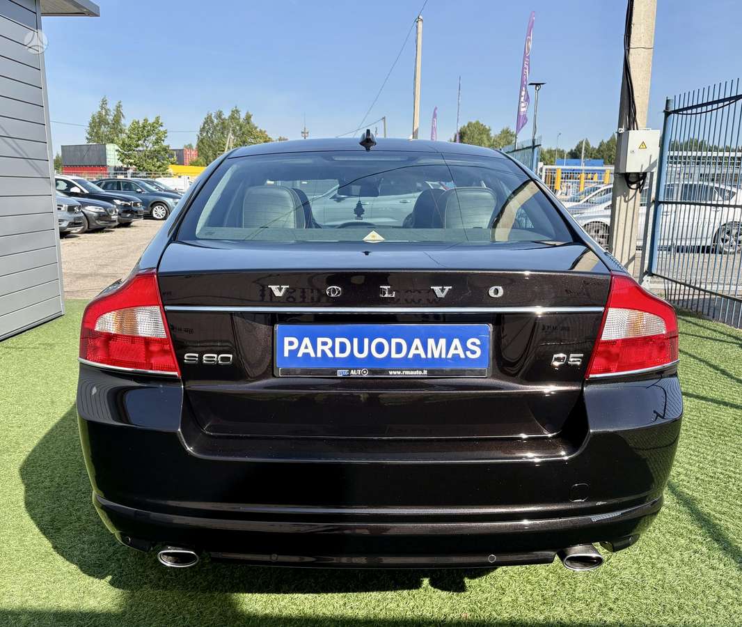 Volvo S80, 2.4 l., Седан