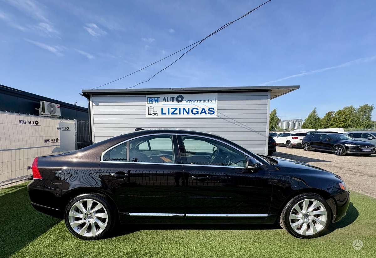 Volvo S80, 2.4 l., Седан
