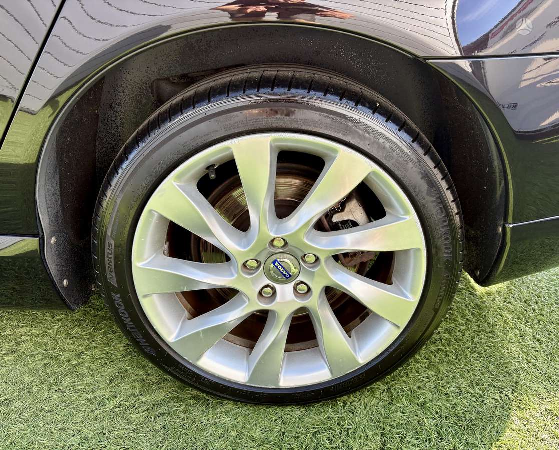 Volvo S80, 2.4 l., Седан