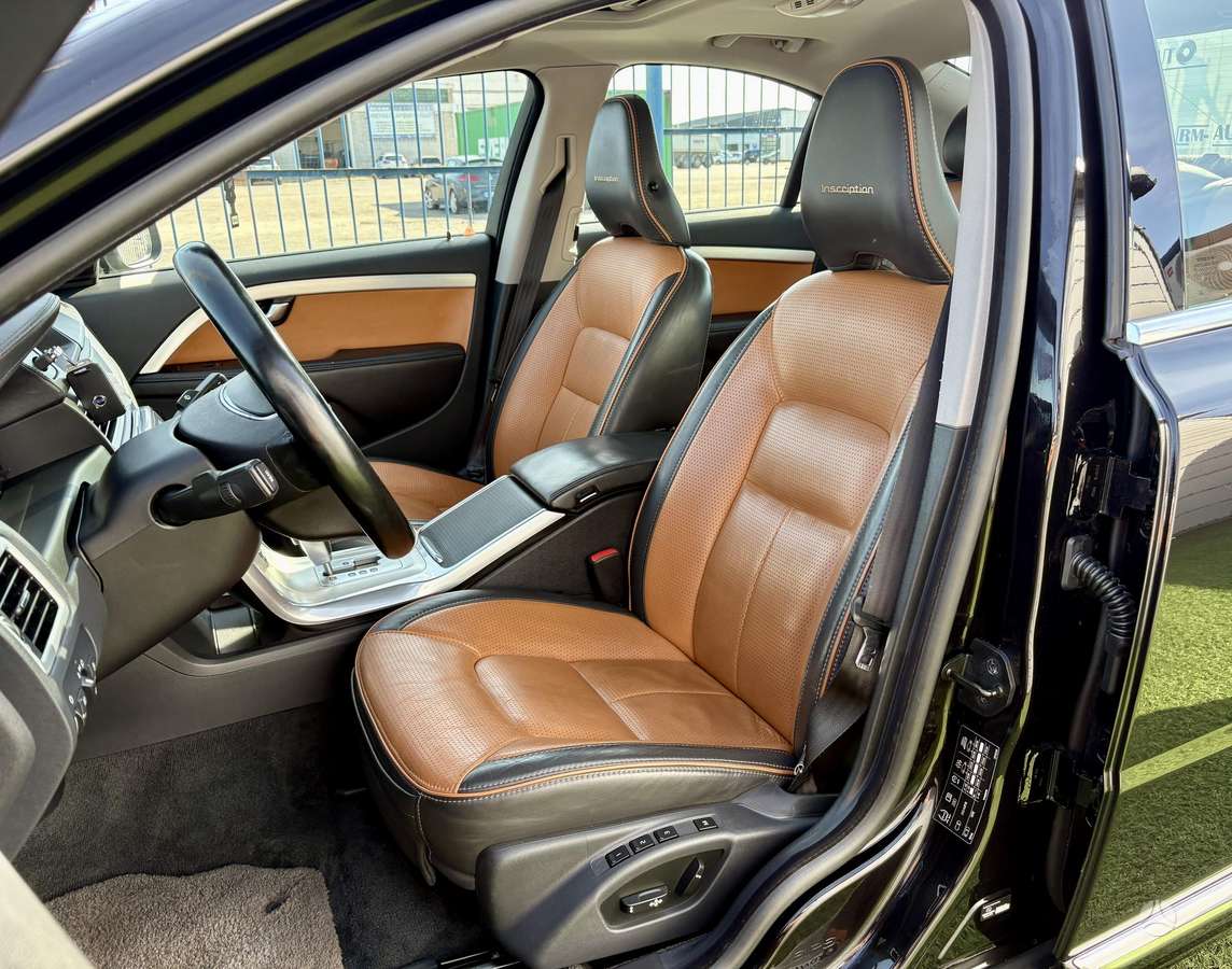 Volvo S80, 2.4 l., Седан