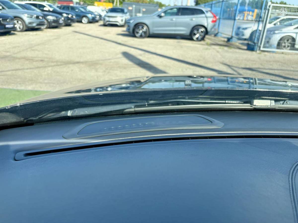 Volvo S80, 2.4 l., Седан